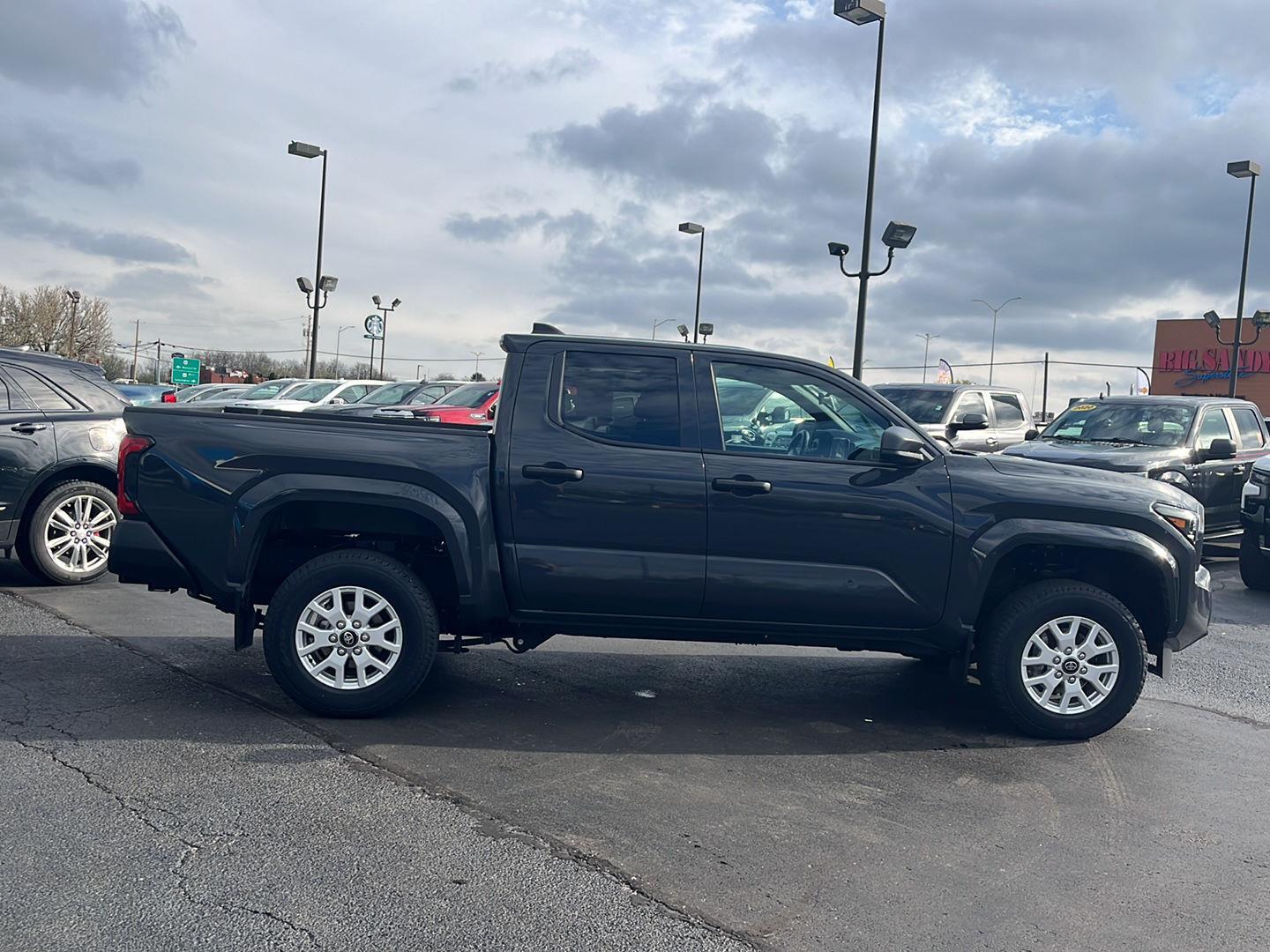 View vehicle photo 6