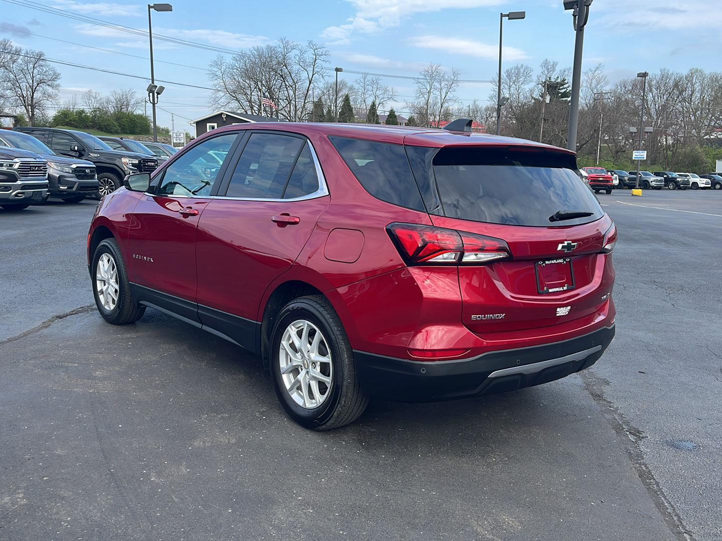 View vehicle photo 3