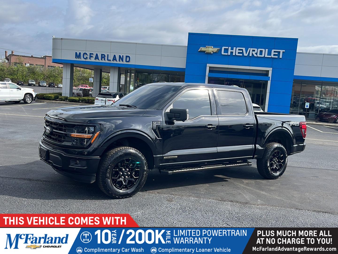 AGATE BLACK METALLIC 2025 Ford F-150 XLT SuperCrew 4WD Pickup Truck Four-Wheel Drive Automatic