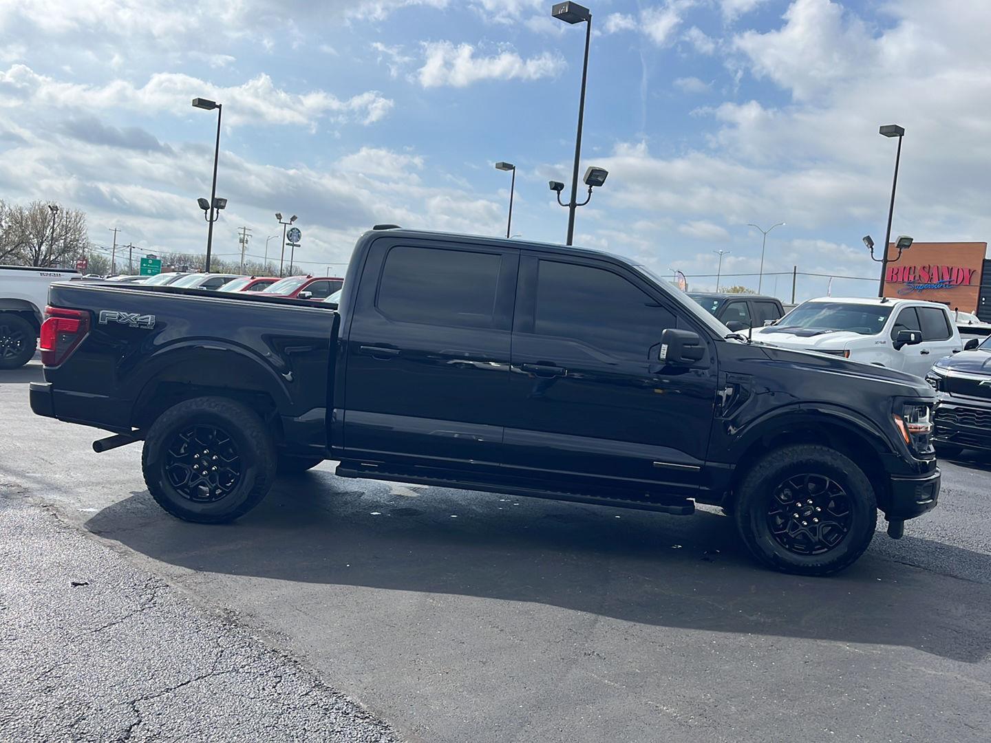 View vehicle photo 6