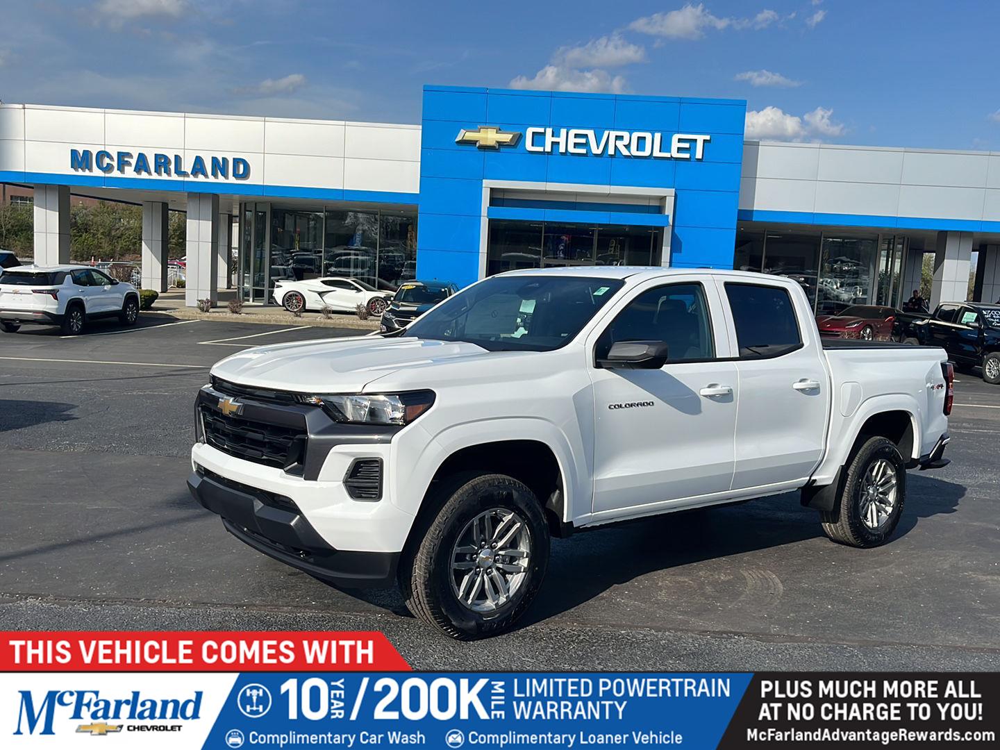 Summit White 2026 Chevrolet Colorado LT Crew Cab 4WD Pickup Truck Four-Wheel Drive 8-Speed Automatic