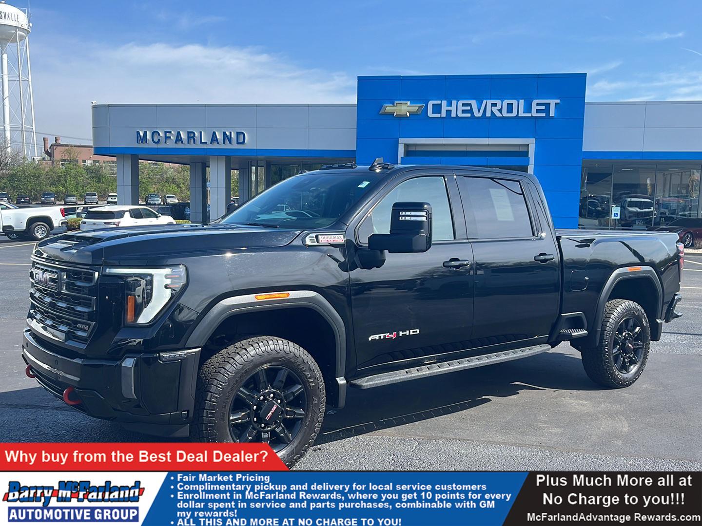 Onyx Black 2024 GMC Sierra 2500HD AT4 Crew Cab 4WD Pickup Truck Four-Wheel Drive Automatic