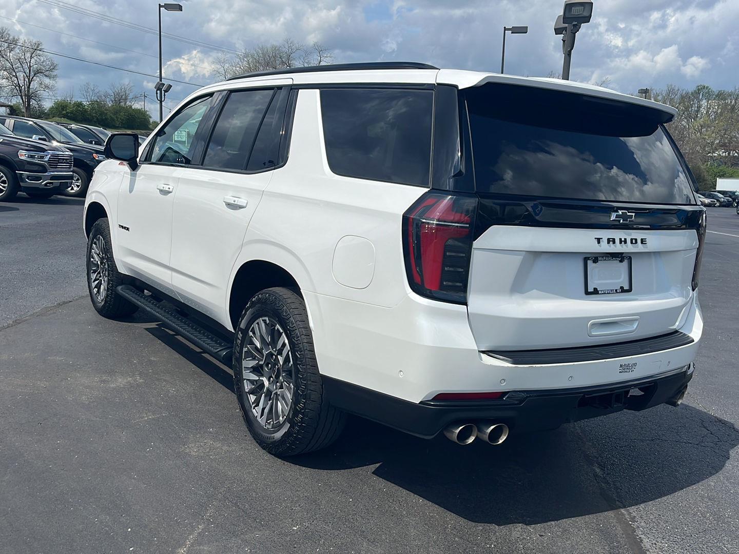 View vehicle photo 3