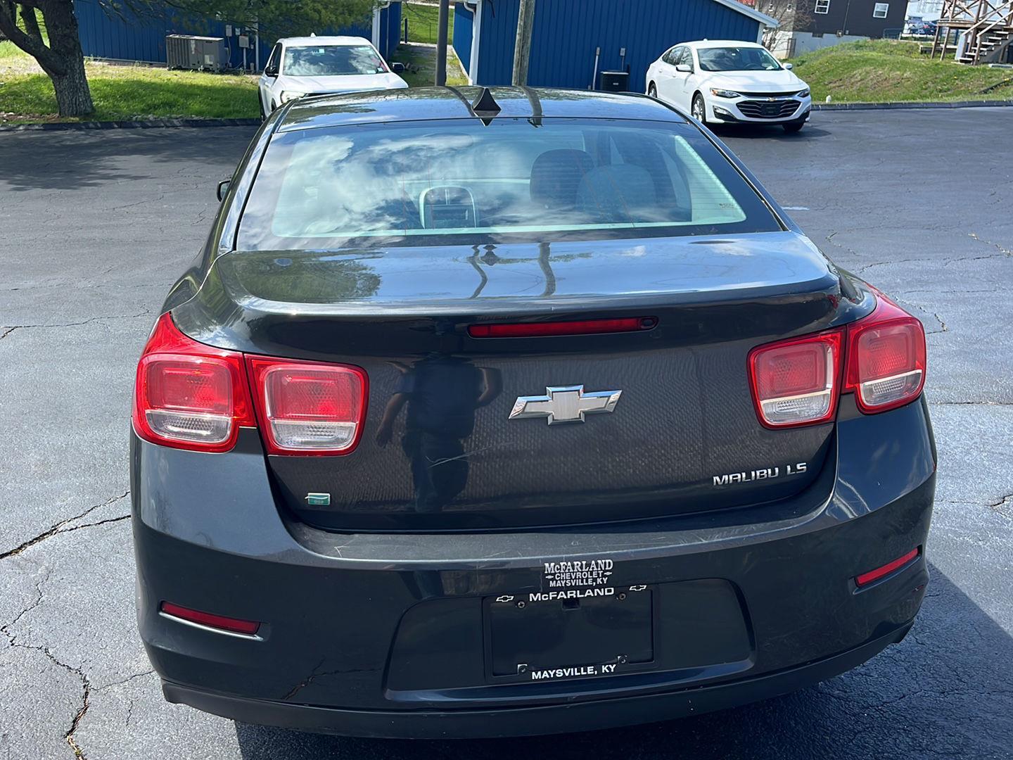 View vehicle photo 4