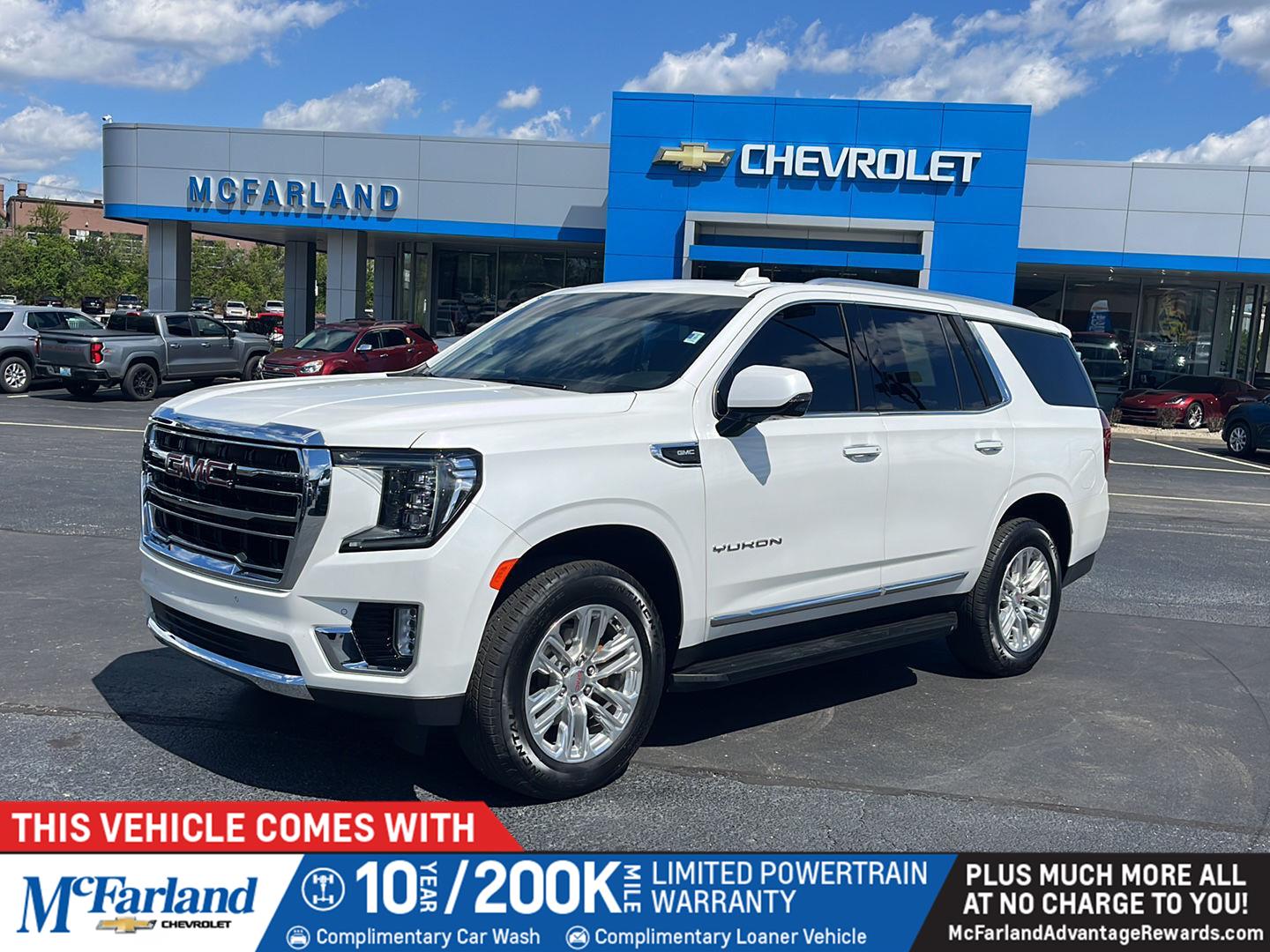 White Frost Tricoat 2024 GMC Yukon SLT 4WD SUV / Crossover Four-Wheel Drive Automatic