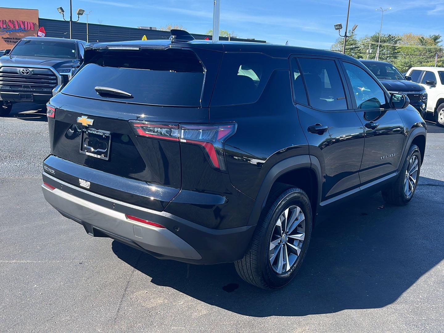 View vehicle photo 5