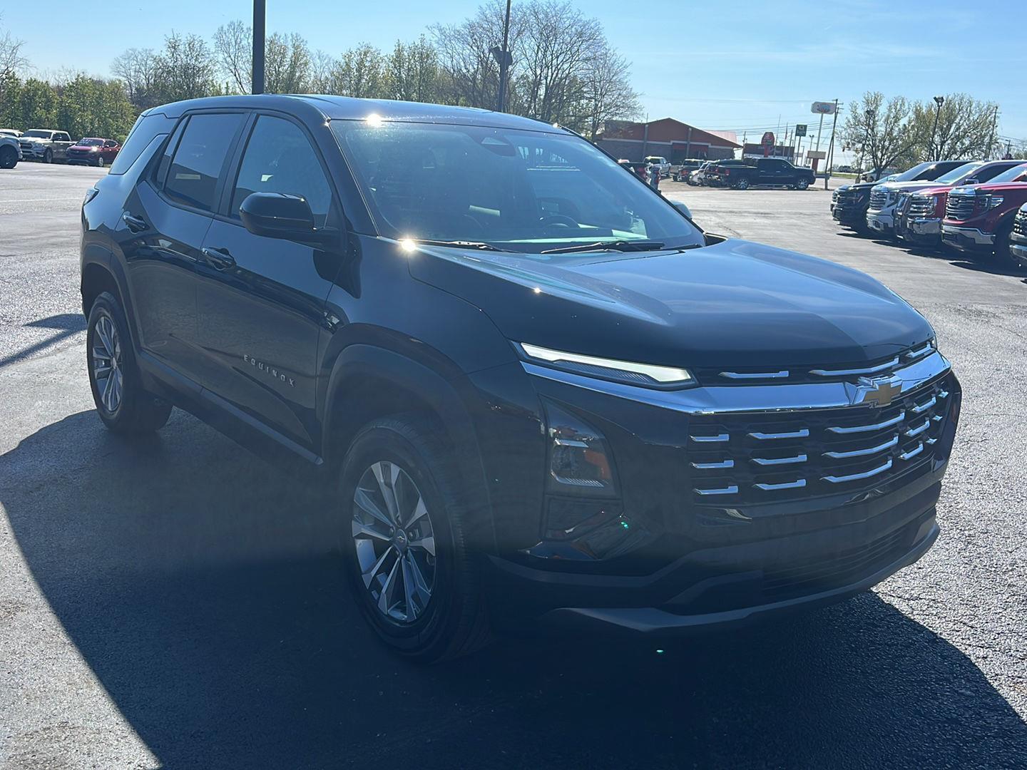 View vehicle photo 7