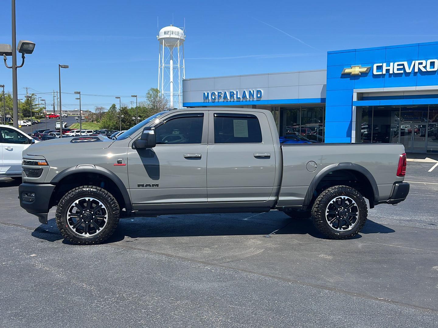 View vehicle photo 2