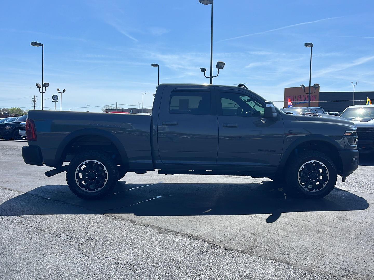View vehicle photo 6