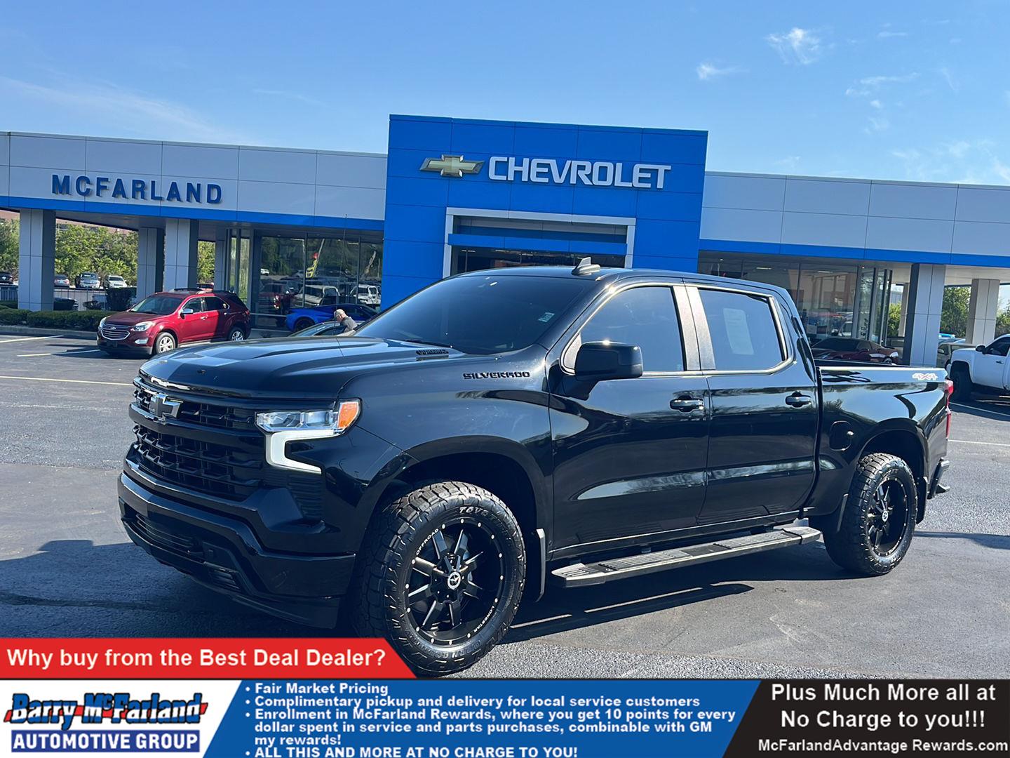 Black 2023 Chevrolet Silverado 1500 RST Crew Cab 4WD Pickup Truck Four-Wheel Drive Automatic