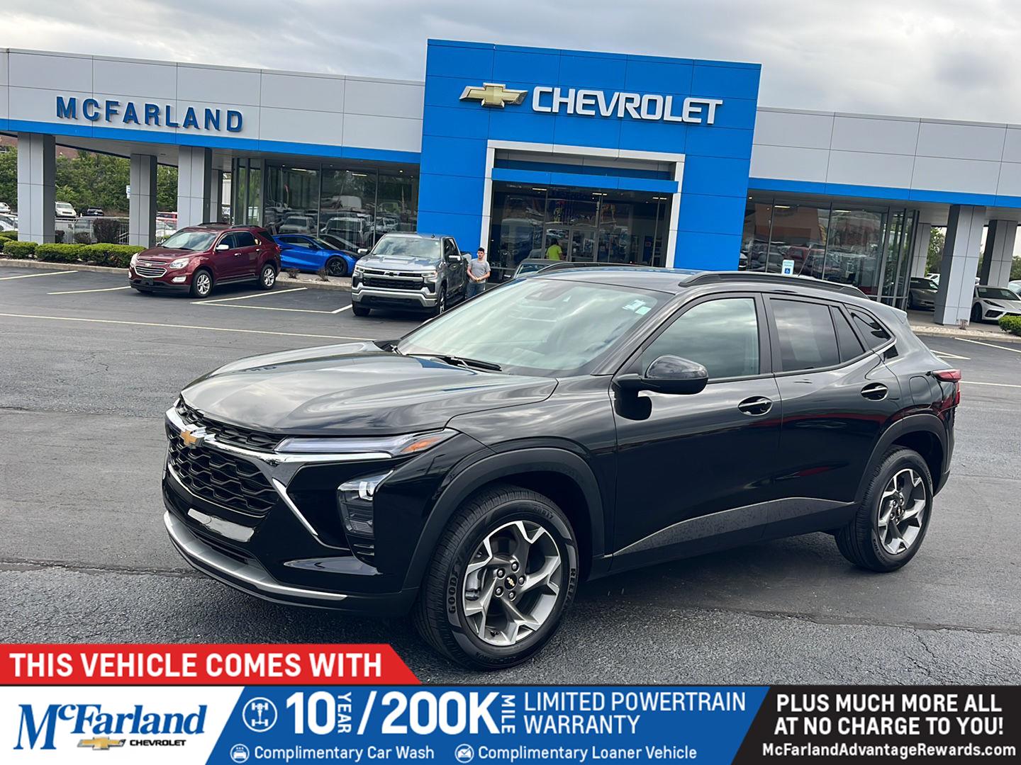 Mosaic Black Metallic 2025 Chevrolet Trax LT FWD SUV / Crossover Front-Wheel Drive 6-Speed Automatic