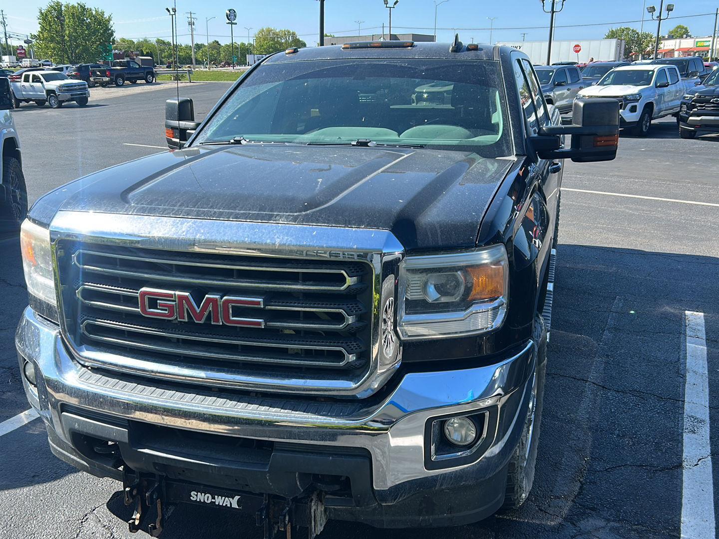 Onyx Black 2015 GMC Sierra 2500HD SLE Crew Cab SB 4WD Pickup Truck Four-Wheel Drive 6-Speed Automatic