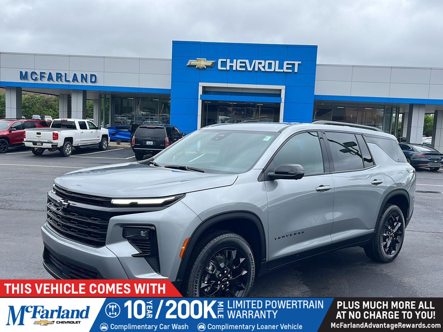 Sterling Gray Metallic 2026 Chevrolet Traverse SUV / Crossover Four-Wheel Drive 8-Speed Automatic