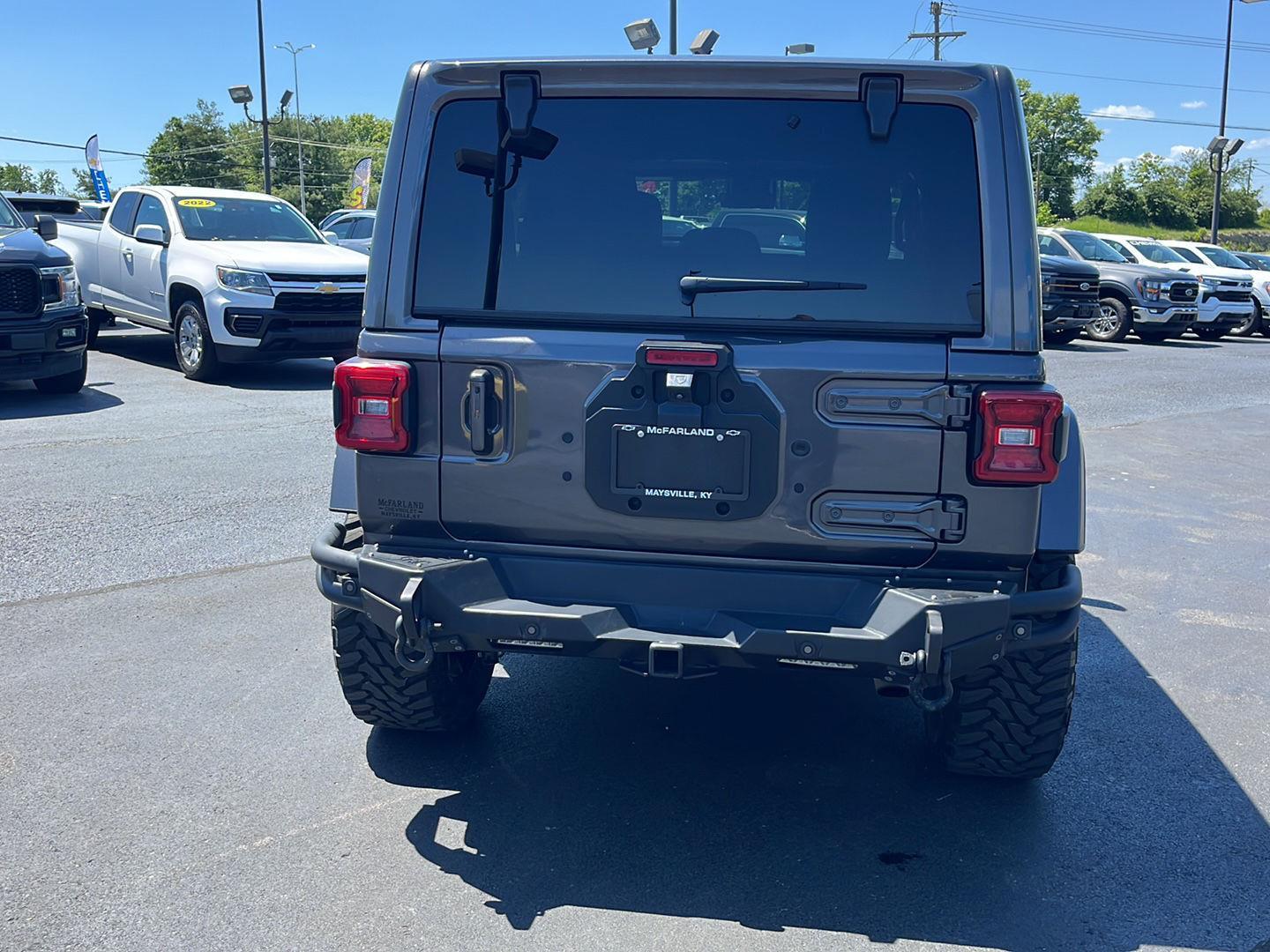 View vehicle photo 4