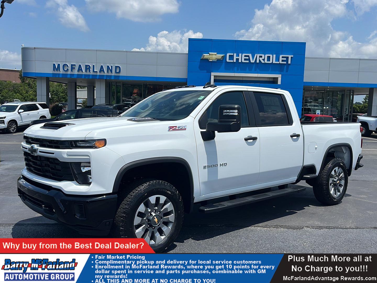 Summit White 2026 Chevrolet Silverado 2500HD Pickup Truck Four-Wheel Drive Automatic