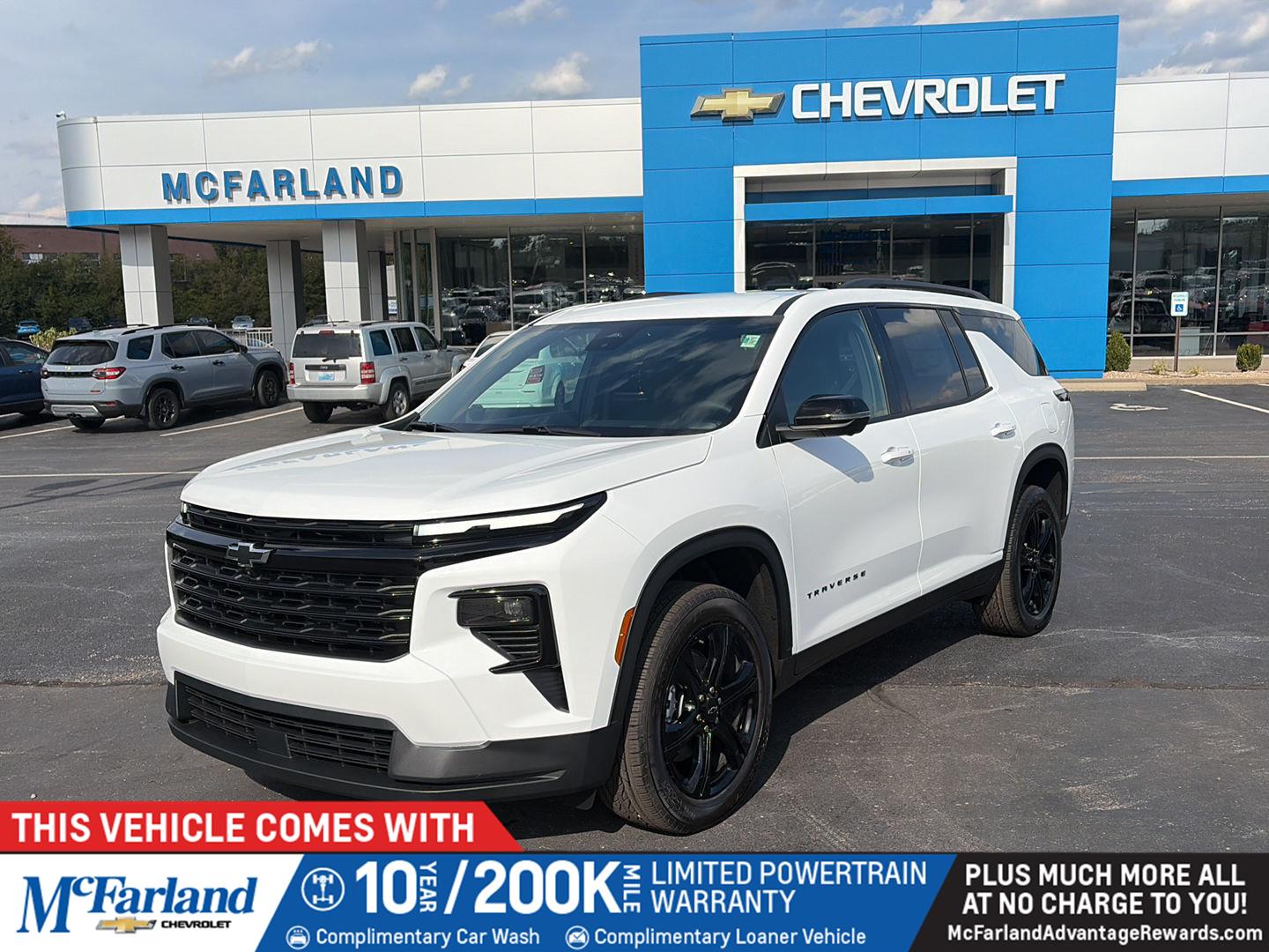 Summit White 2027 Chevrolet Traverse SUV / Crossover Four-Wheel Drive 8-Speed Automatic