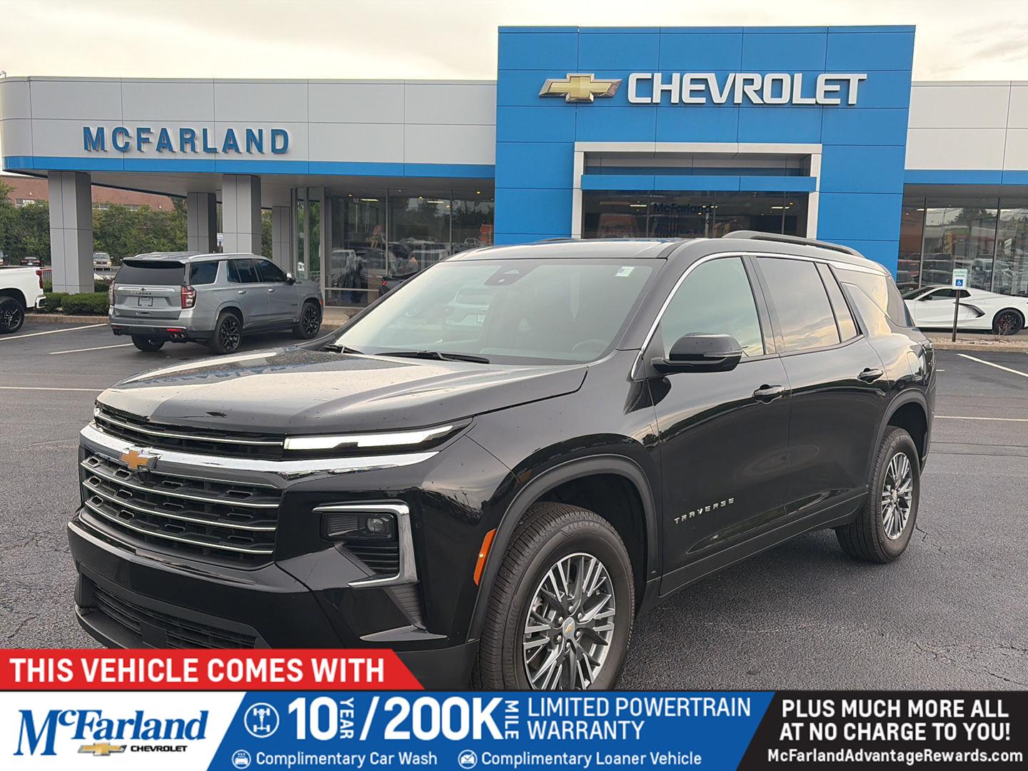 Mosaic Black Metallic 2025 Chevrolet Traverse SUV / Crossover Front-Wheel Drive 8-Speed Automatic