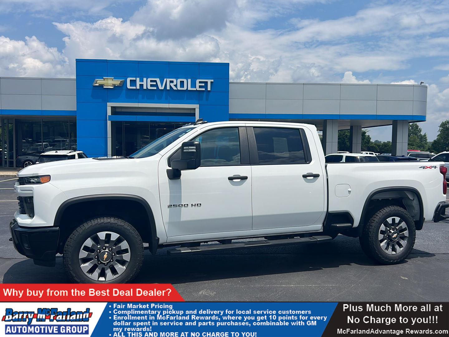 Summit White 2024 Chevrolet Silverado 2500HD Pickup Truck Four-Wheel Drive Automatic