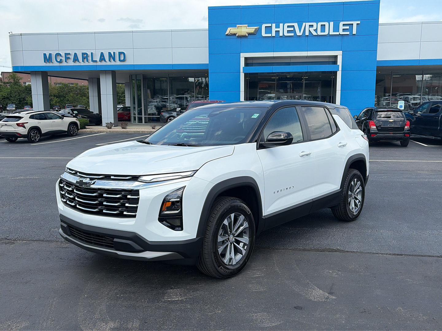 Summit White 2027 Chevrolet Equinox SUV / Crossover Four-Wheel Drive 8-Speed Automatic