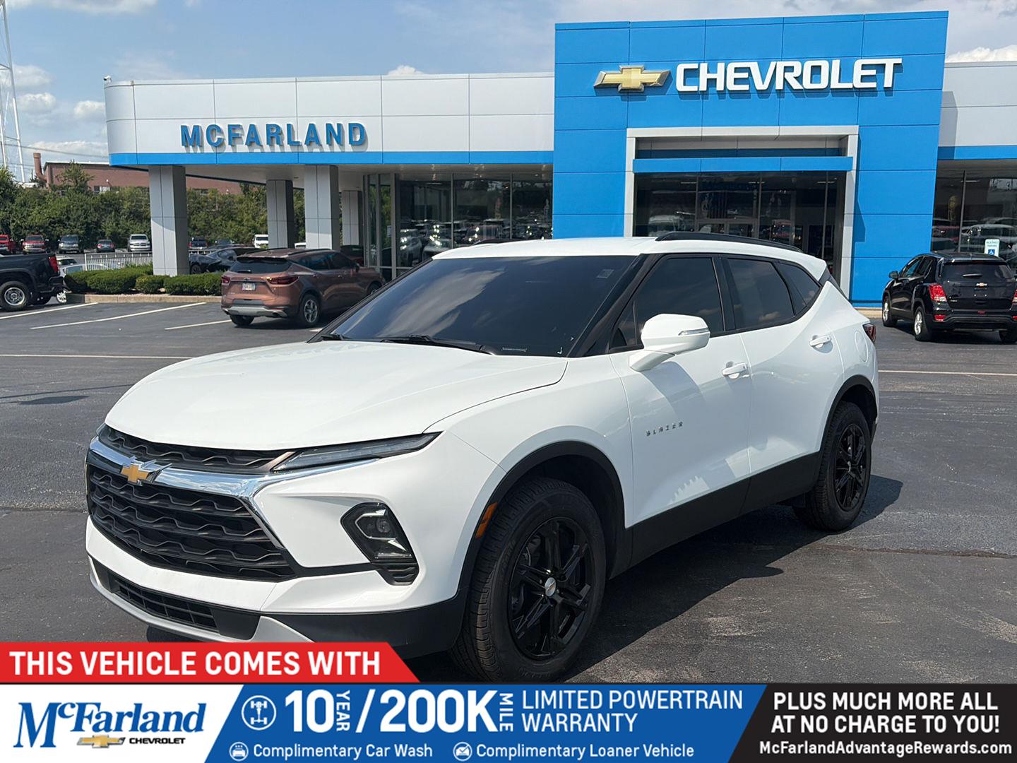 Summit White 2024 Chevrolet Blazer SUV / Crossover Front-Wheel Drive 9-Speed Automatic