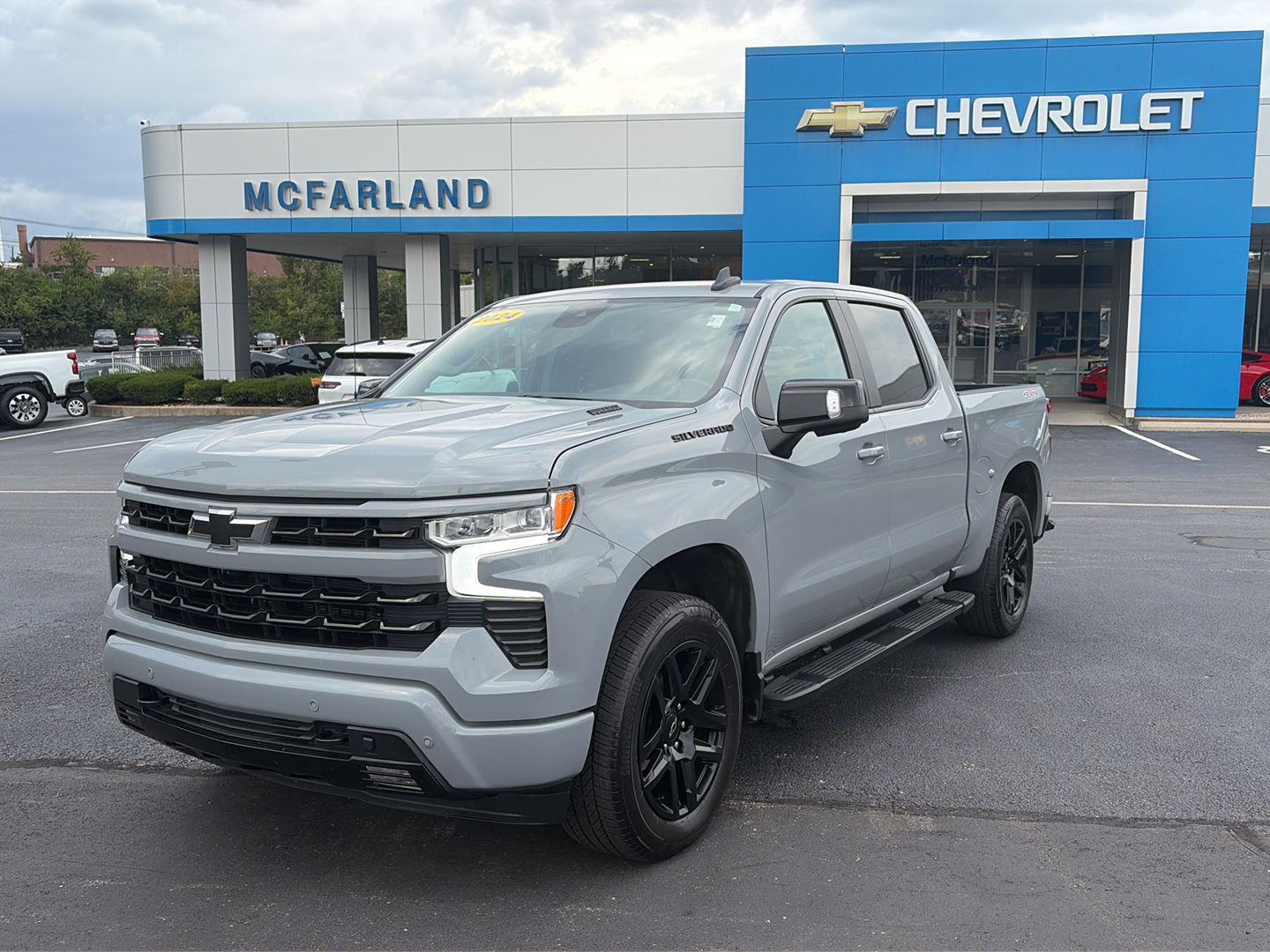 Slate Gray Metallic 2024 Chevrolet Silverado 1500 Pickup Truck Four-Wheel Drive Automatic