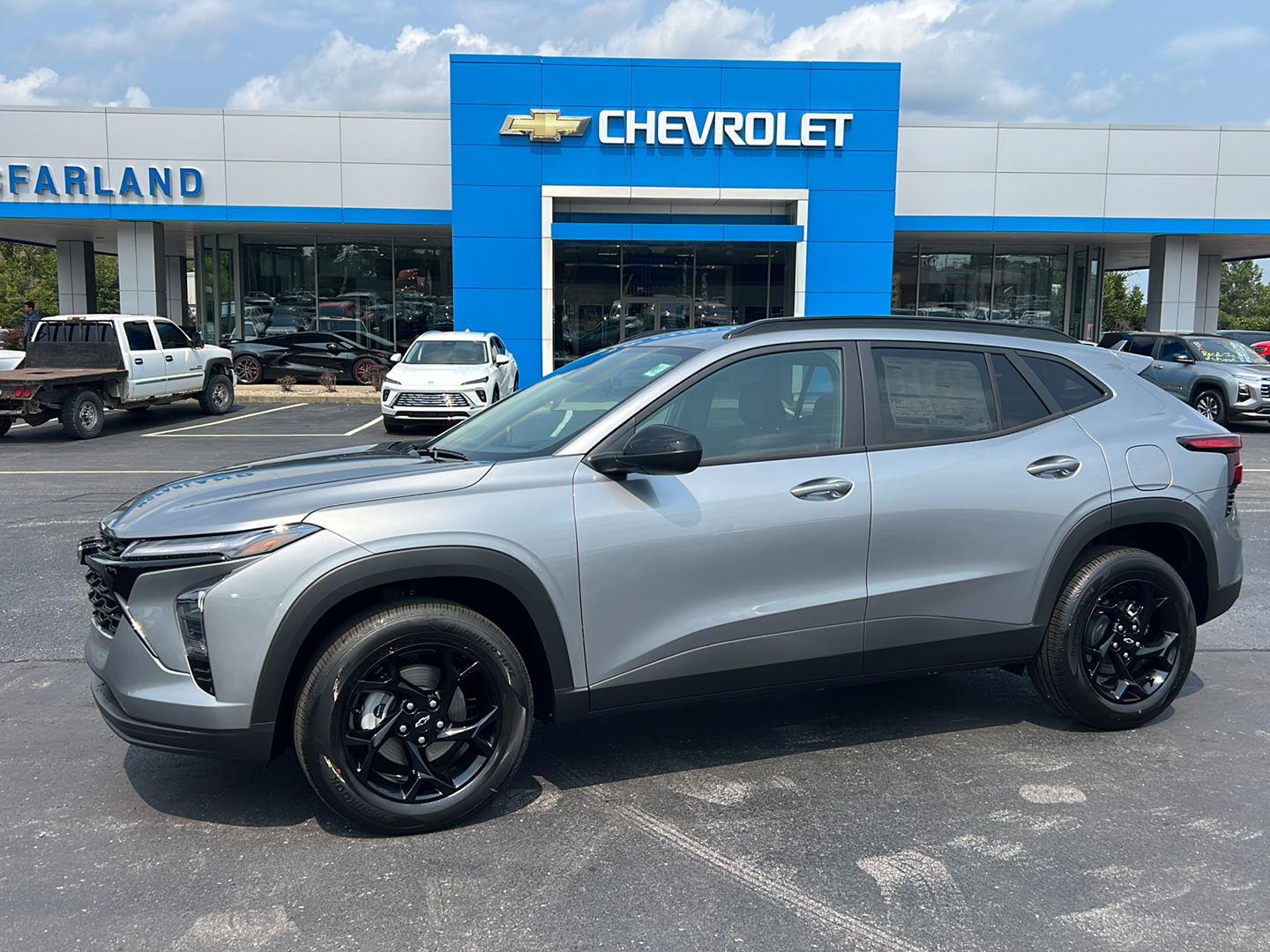 Sterling Gray Metallic 2026 Chevrolet Trax SUV / Crossover Front-Wheel Drive 6-Speed Automatic