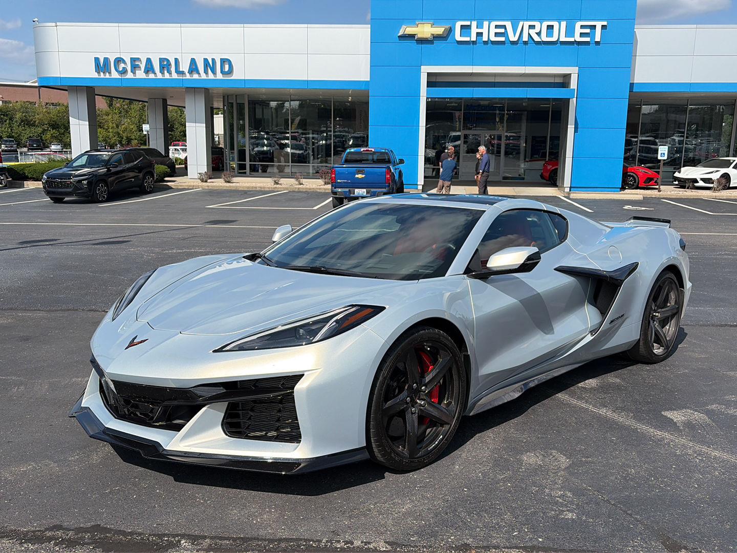 Silver Flare Metallic 2023 Chevrolet Corvette Coupe Rear-Wheel Drive 8-Speed Dual Clutch