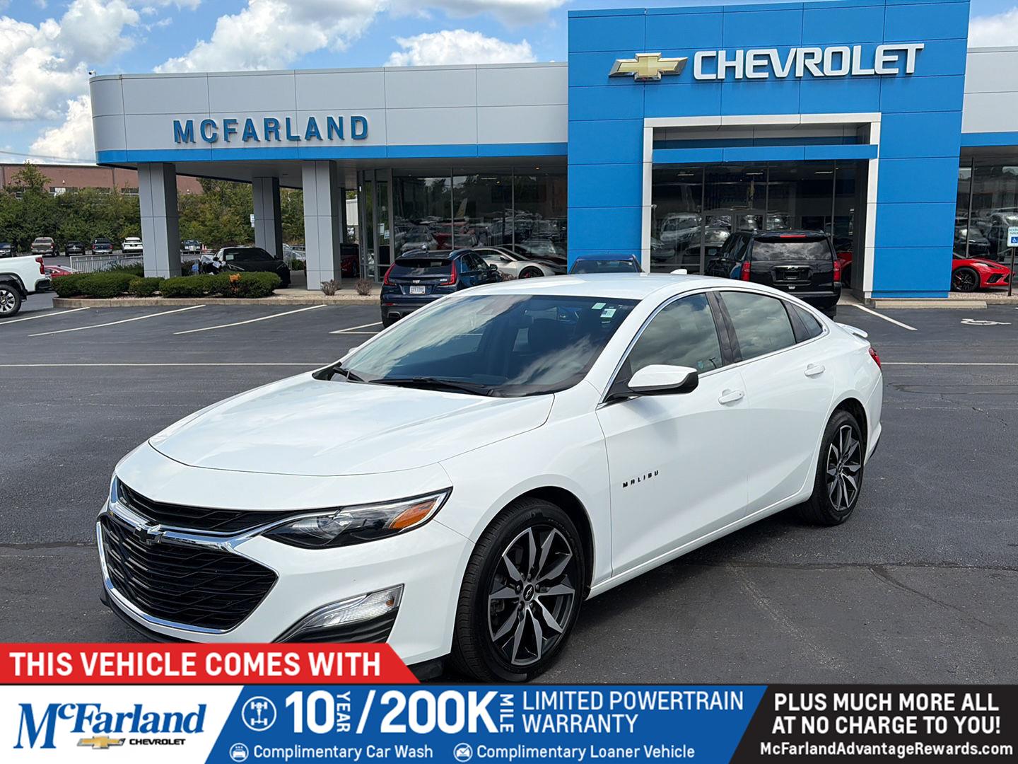 Summit White 2025 Chevrolet Malibu Sedan Front-Wheel Drive Continuously Variable Transmission