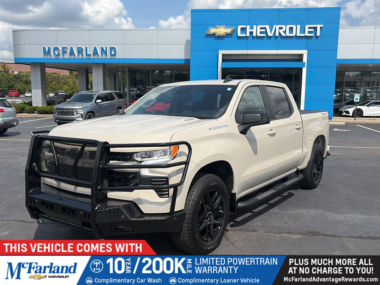 White Sands 2026 Chevrolet Silverado 1500 Pickup Truck Four-Wheel Drive 8-Speed Automatic