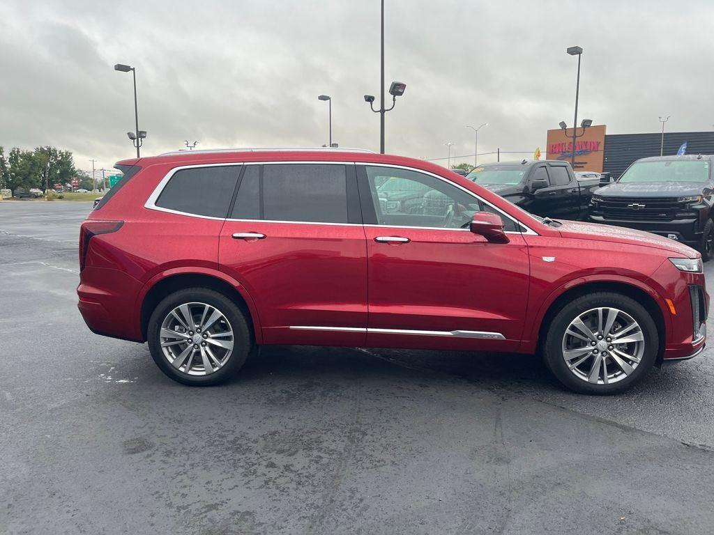 View vehicle photo 6