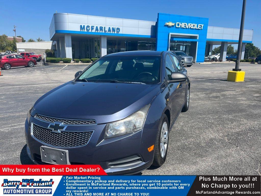 2014 Chevrolet Cruze LS Sedan FWD