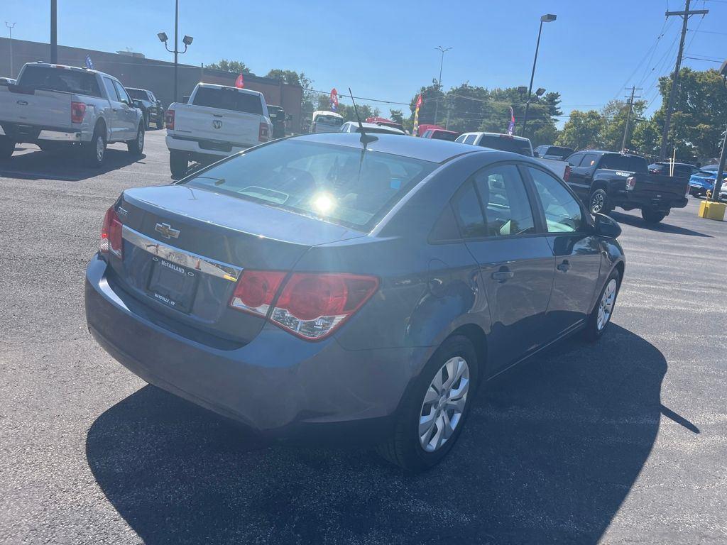 View vehicle photo 5