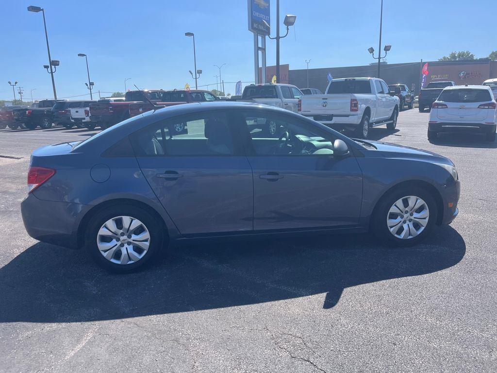 View vehicle photo 6