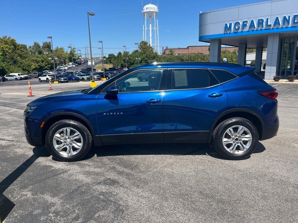 View vehicle photo 2