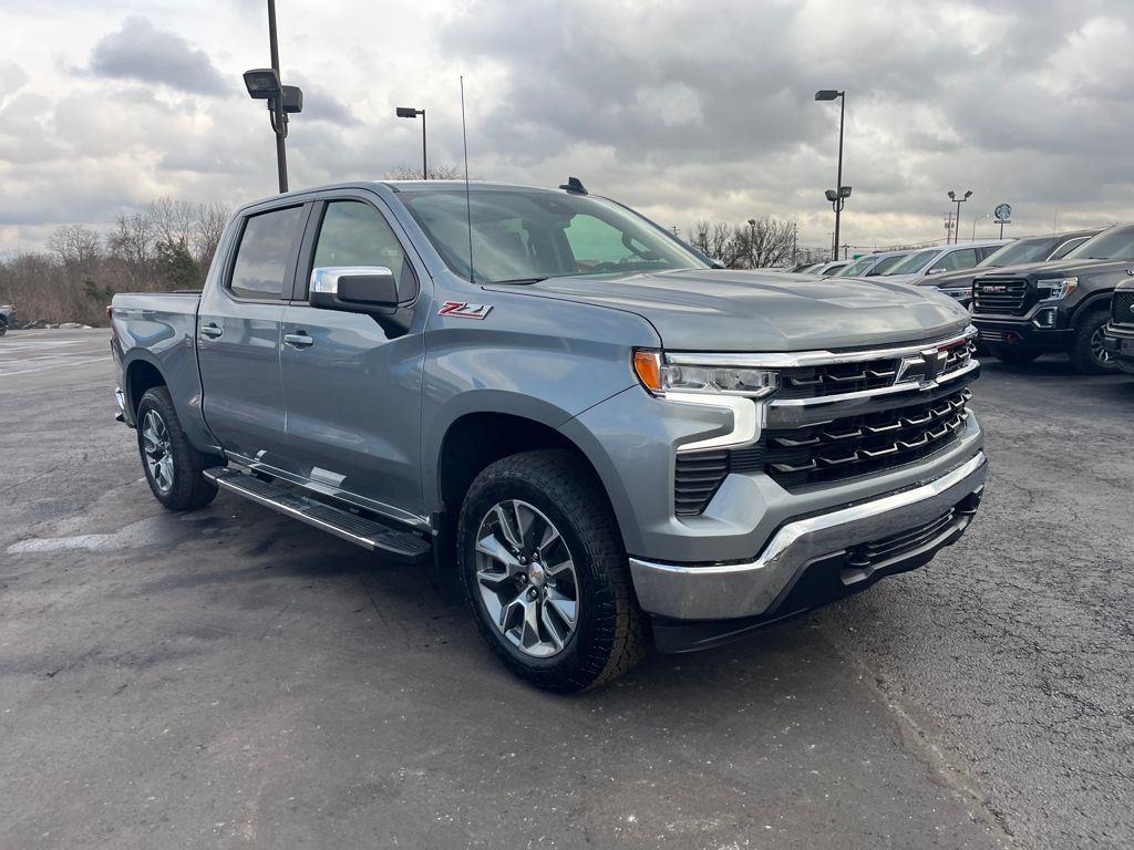 View vehicle photo 7