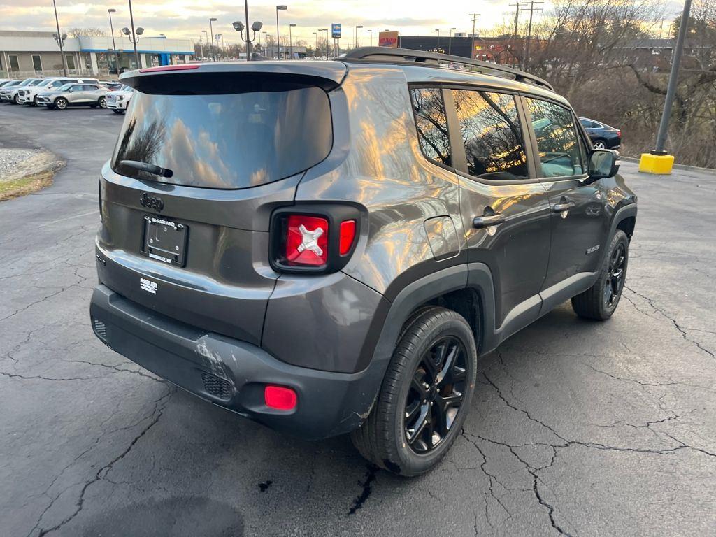 View vehicle photo 5