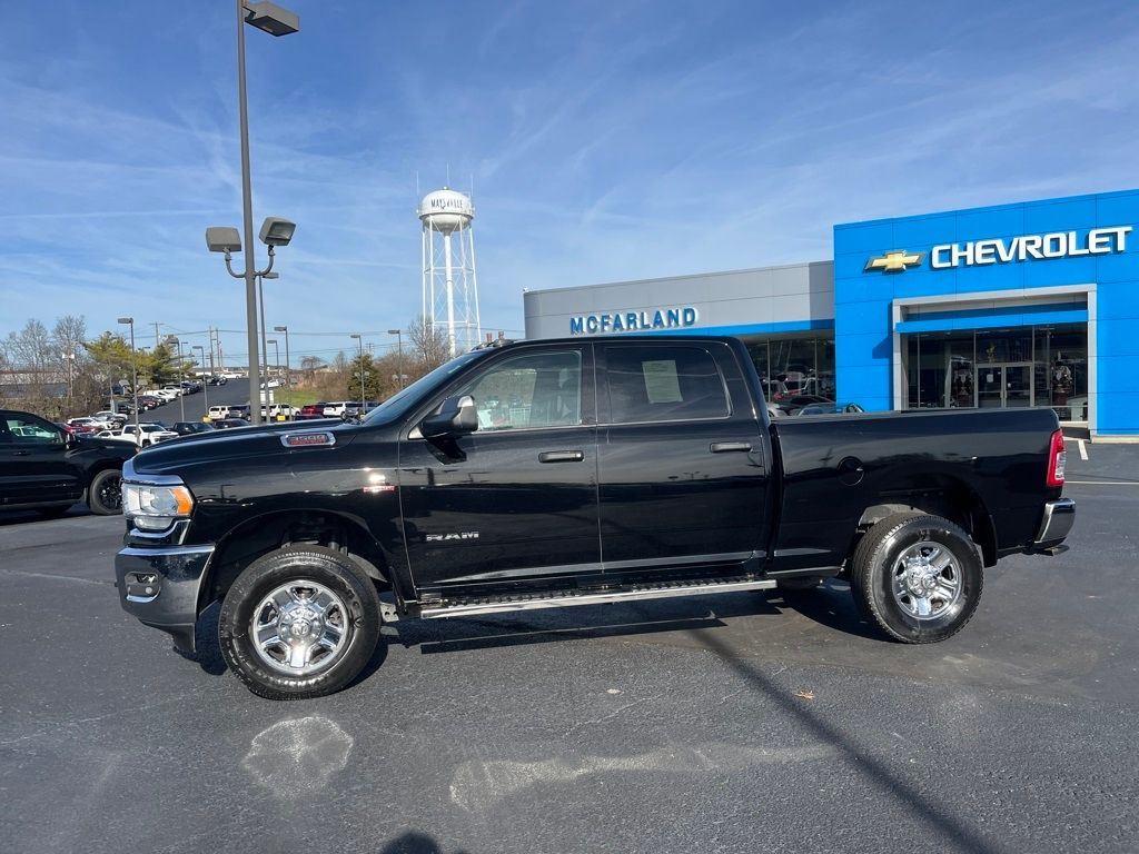 View vehicle photo 2