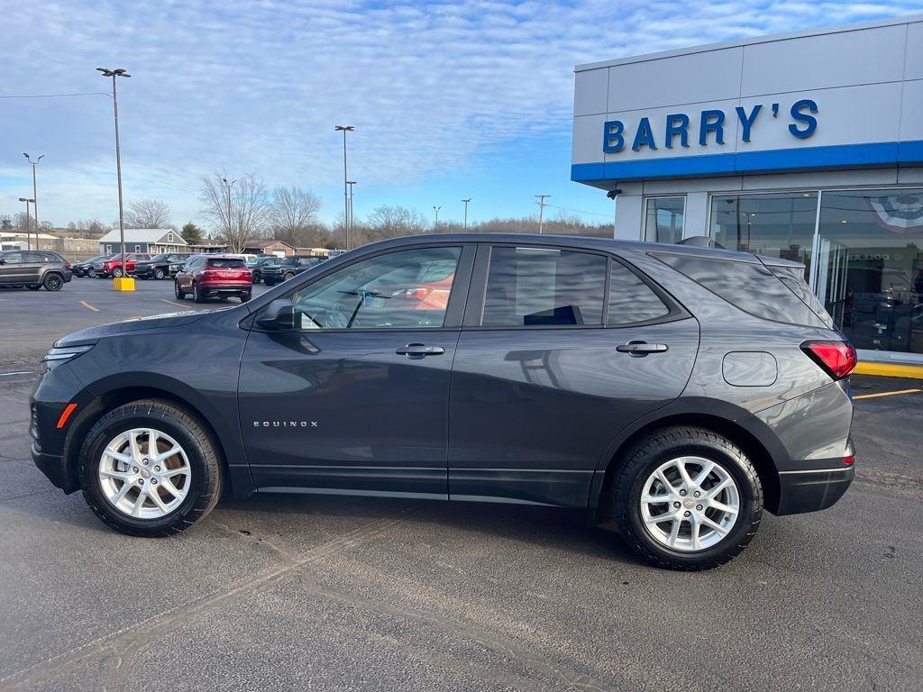 View vehicle photo 2