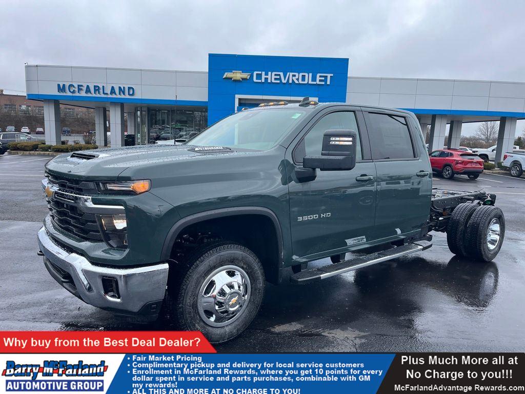 Cypress Gray 2026 Chevrolet Silverado 3500HD Chassis LT Crew Cab 4WD Pickup Truck Four-Wheel Drive Automatic