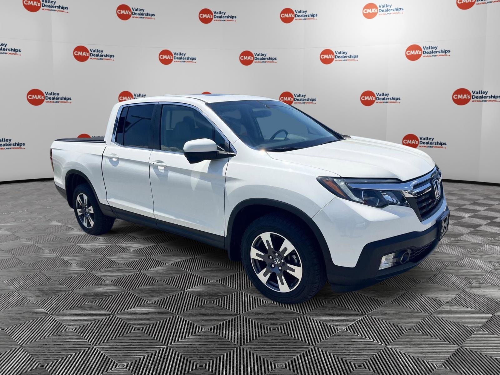 White Diamond Pearl 2019 Honda Ridgeline RTL-T AWD Pickup Truck All-Wheel Drive 6-Speed Automatic