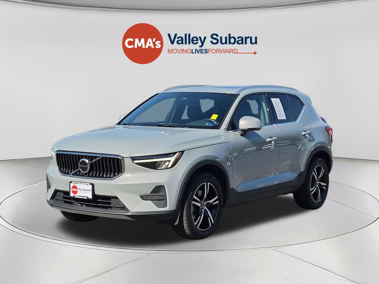 2024 Volvo XC40 Core