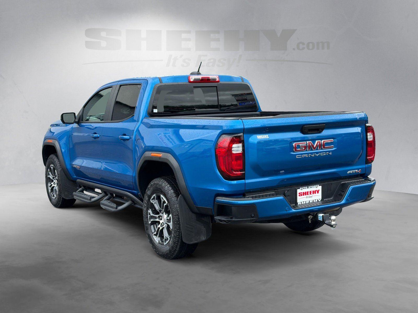 Used 2024 Dynamic Blue Metallic GMC 4WD AT4 image 11