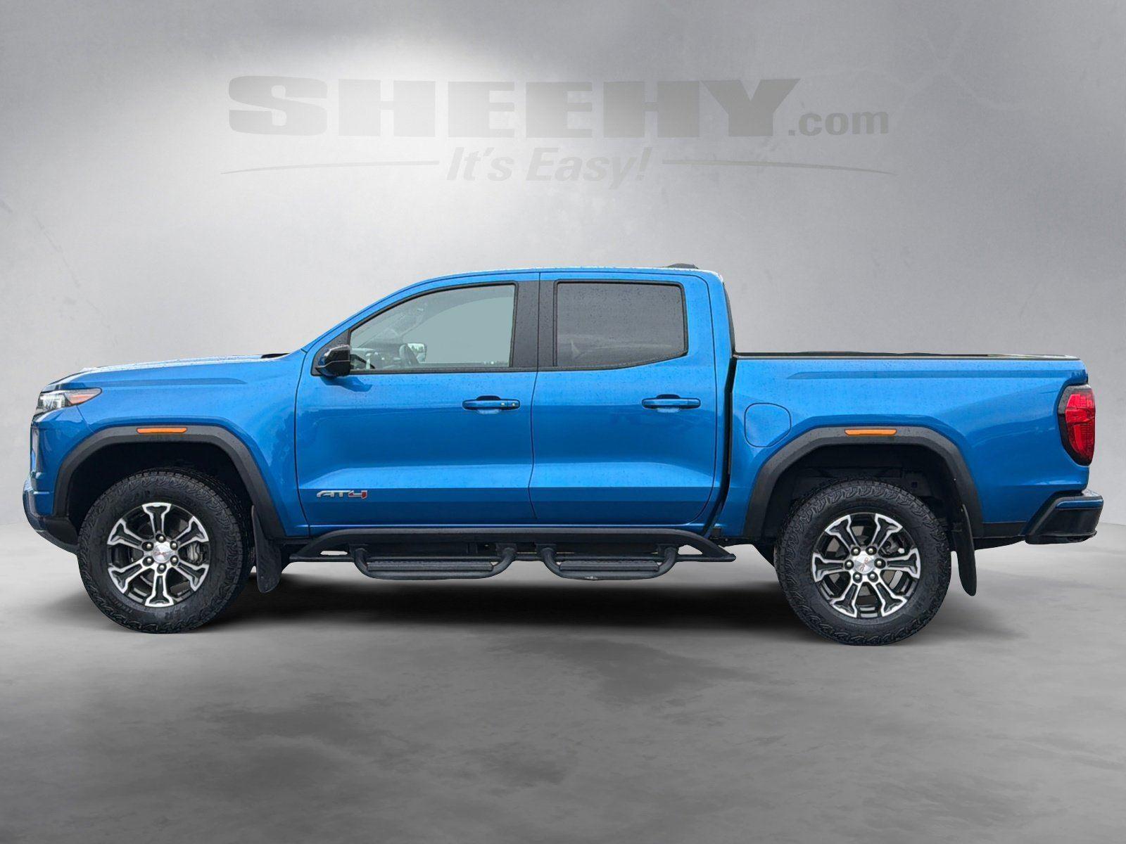 Used 2024 Dynamic Blue Metallic GMC 4WD AT4 image 13