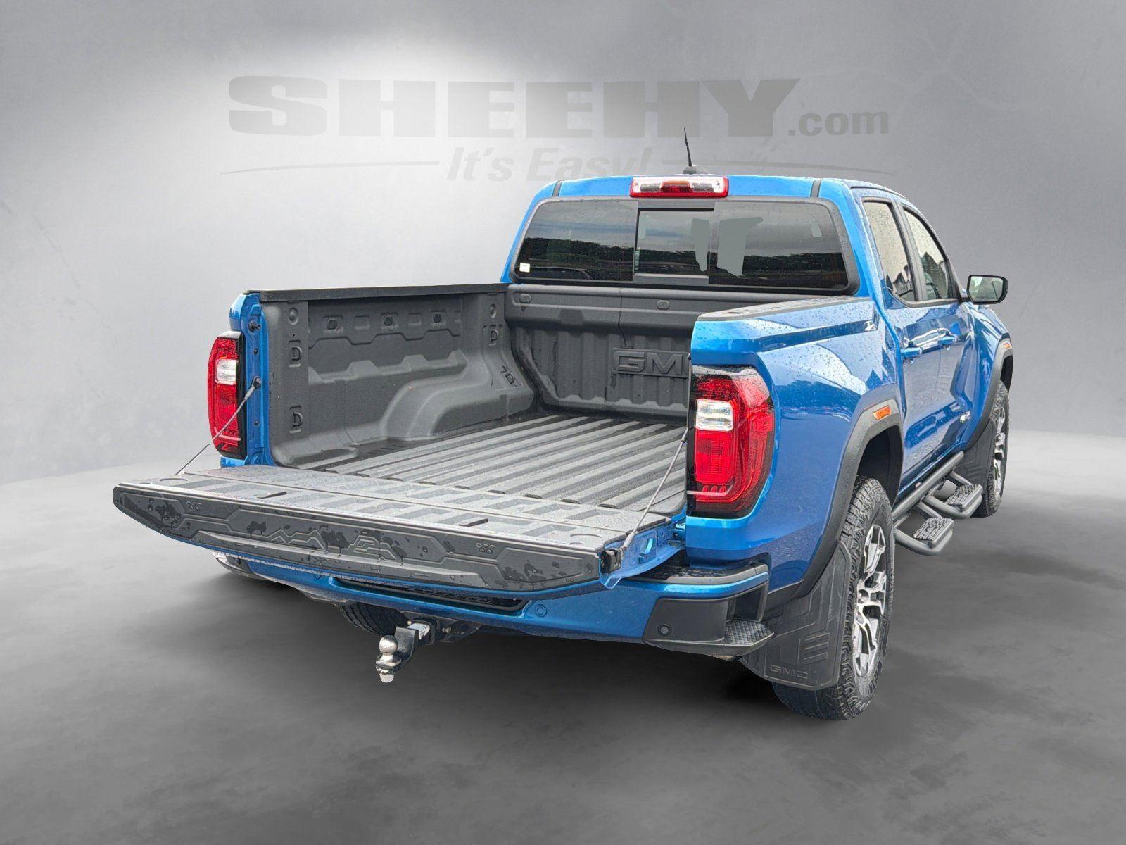 Used 2024 Dynamic Blue Metallic GMC 4WD AT4 image 22