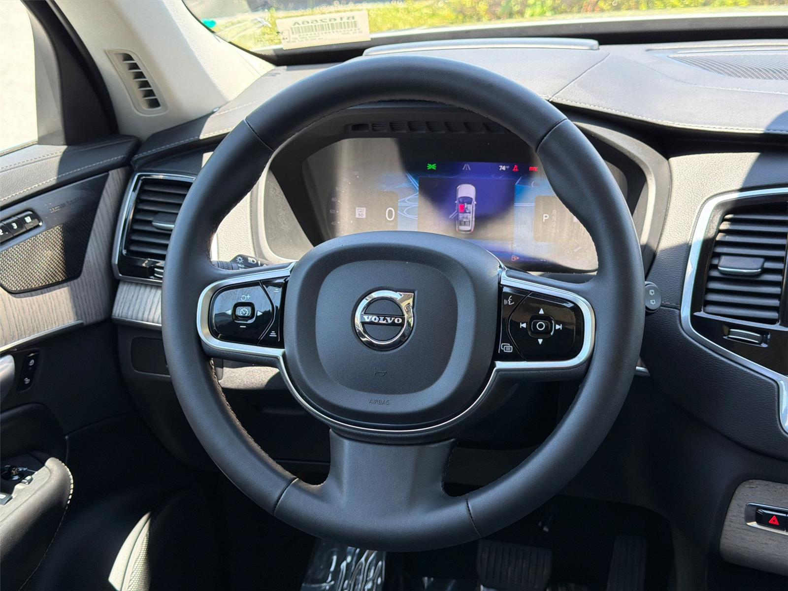 Used 2024 Vapour Grey Metallic Volvo Ultimate Bright Theme image 17