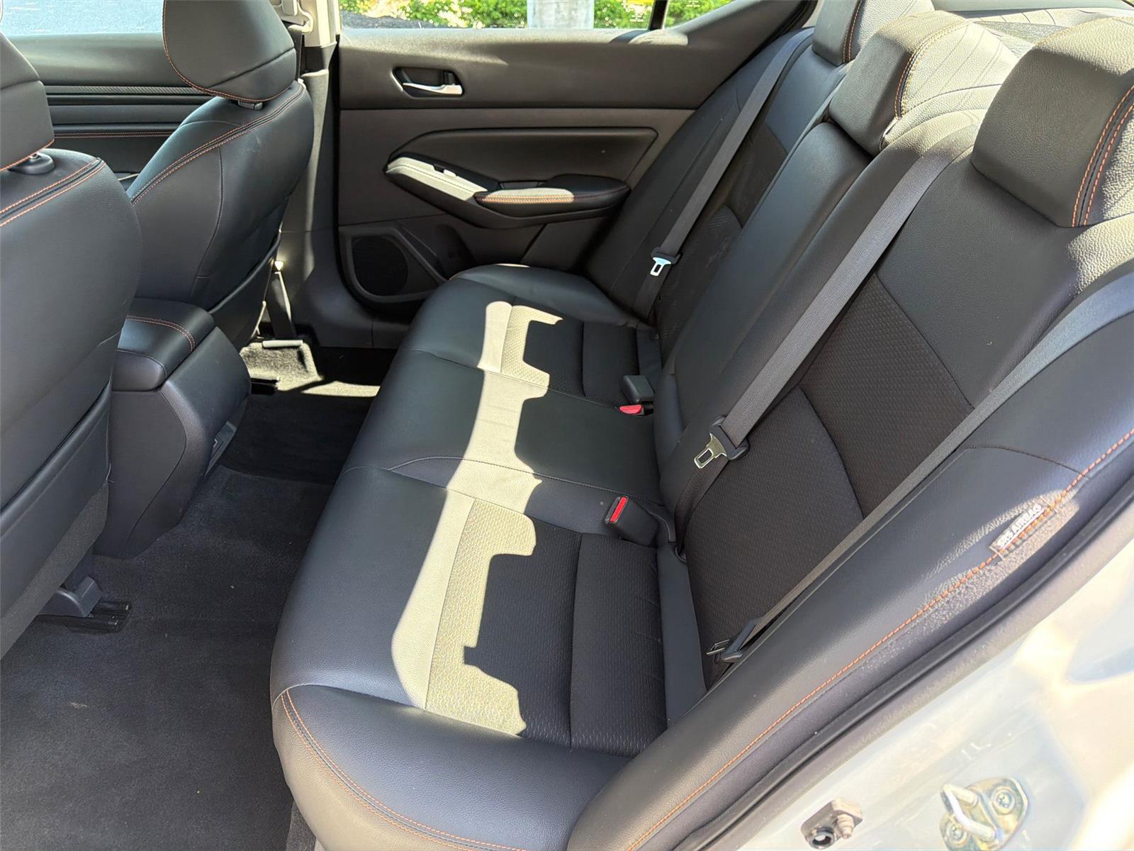 Used 2020 Pearl White Tricoat Nissan 2.5 SR image 6