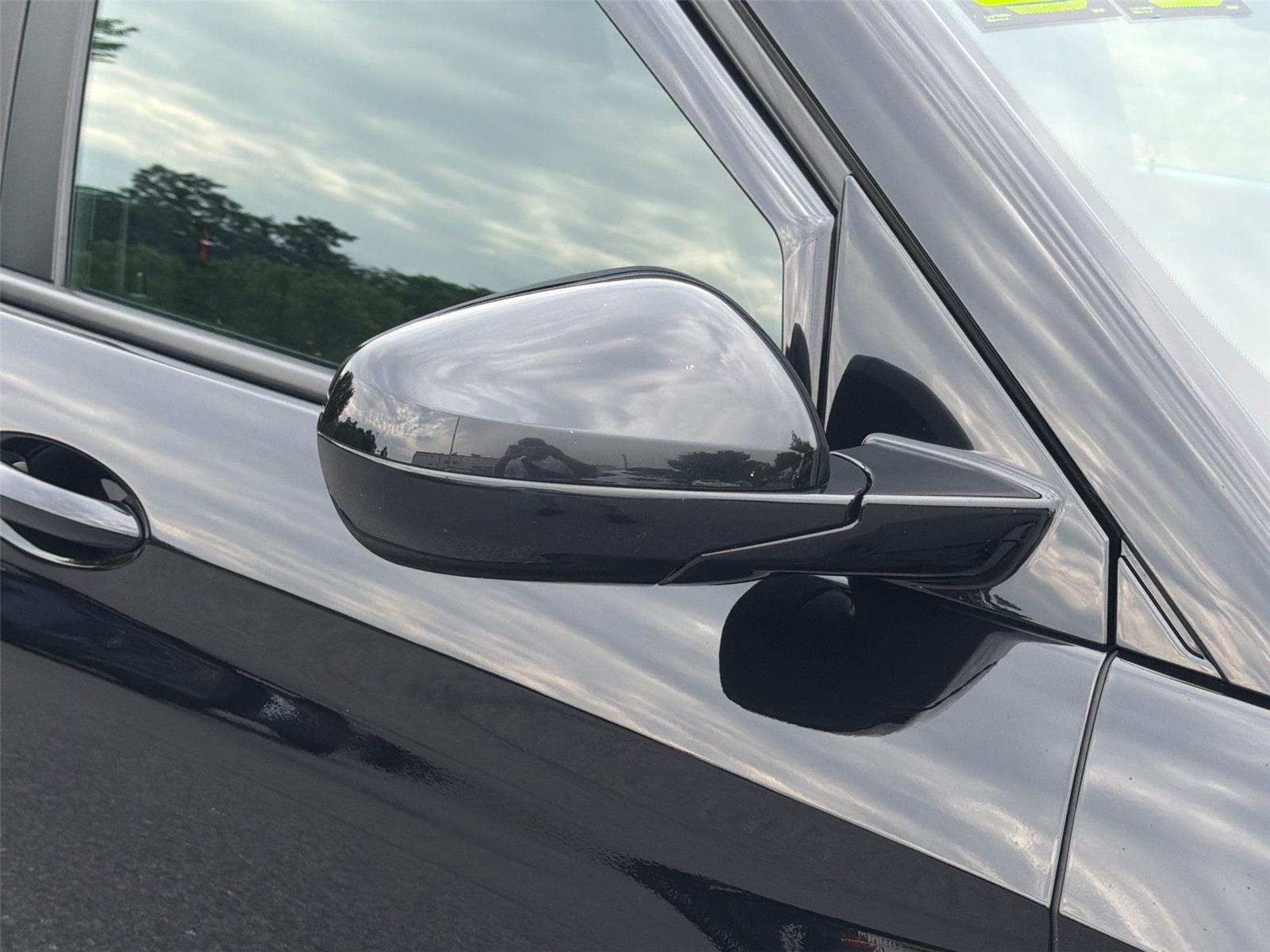 Used 2022 Mosaic Black Metallic Chevrolet RS image 29