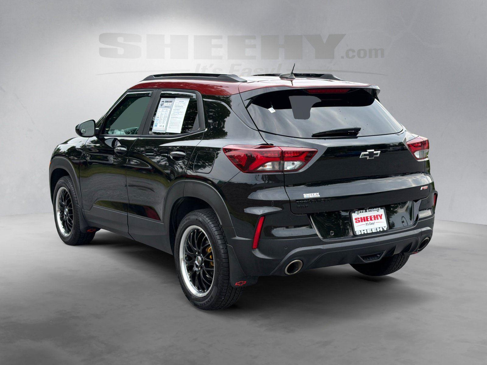 Used 2022 Mosaic Black Metallic Chevrolet RS image 12