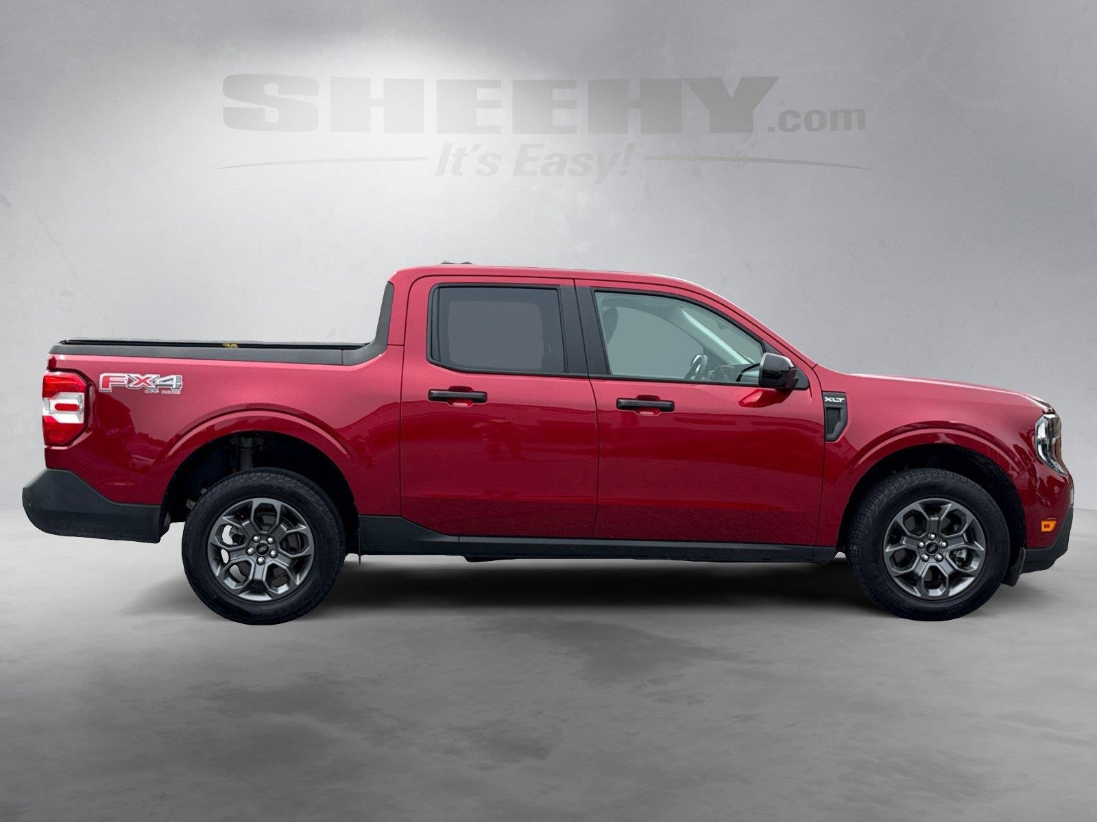 Used 2025 Ruby Red Metallic Tinted Clearcoat Ford XLT image 9