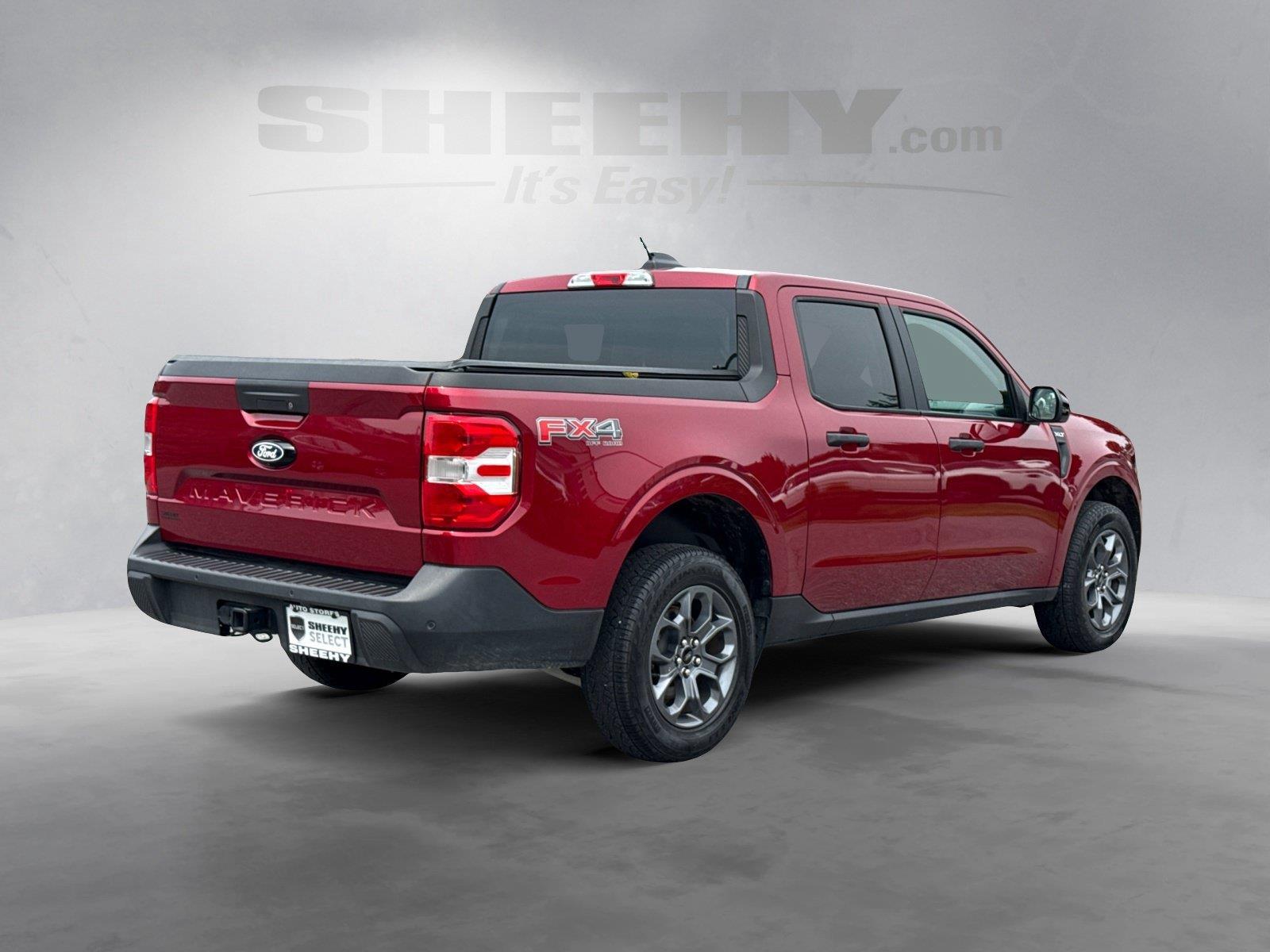 Used 2025 Ruby Red Metallic Tinted Clearcoat Ford XLT image 11